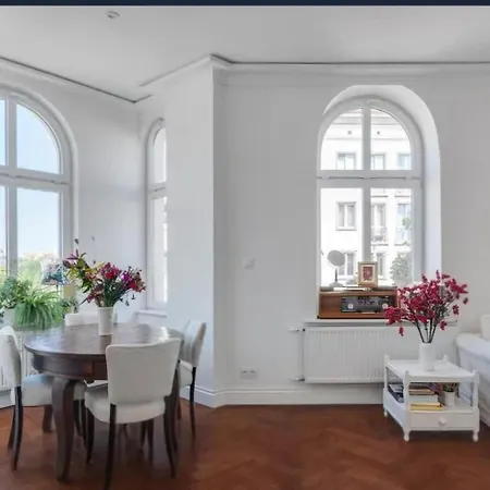 Luxury In Center Town! Apartmán Poznaň