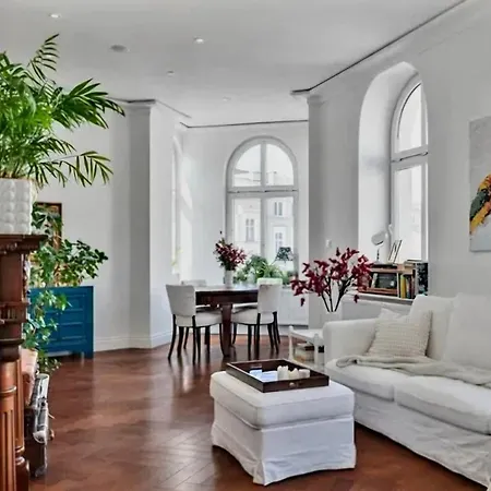 Luxury In Center Town! Apartment Posen