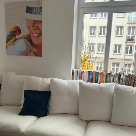 Apartment Luxury In Center Town! *